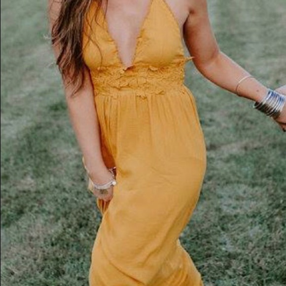 Dress - Picture 4 of 4